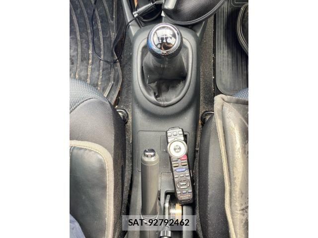Toyota VITZ 2008-01 8629571-19