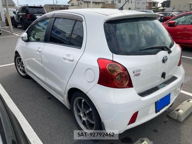 Toyota VITZ 2008-01 8629571-3