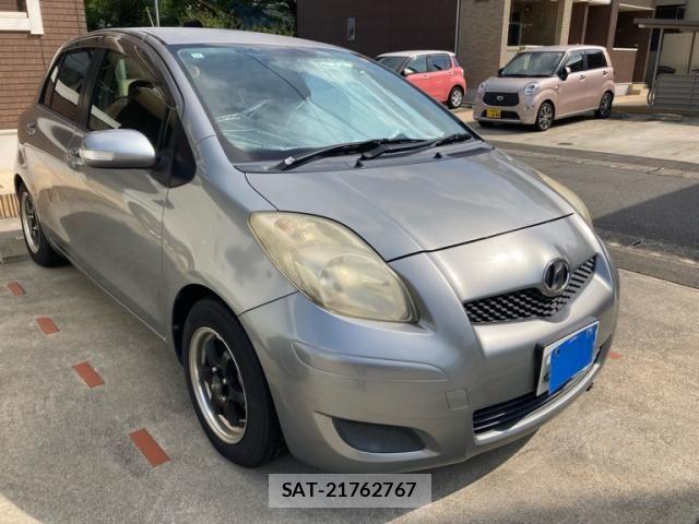 Toyota VITZ 2009-11 8629585-0