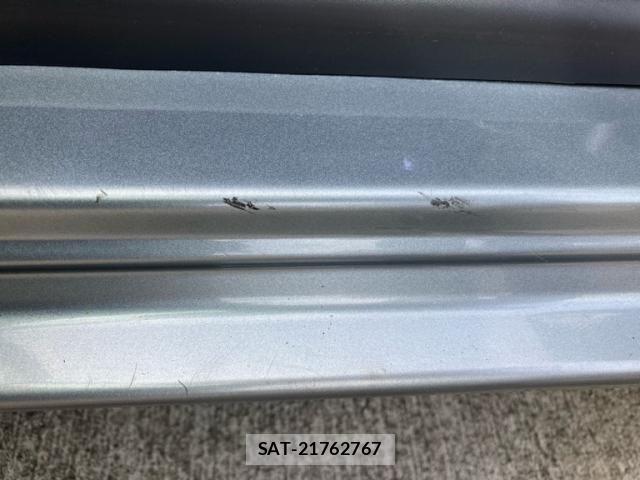 Toyota VITZ 2009-11 8629585-25