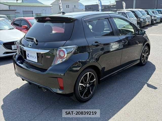 Toyota VITZ 2014-06 8629564-14