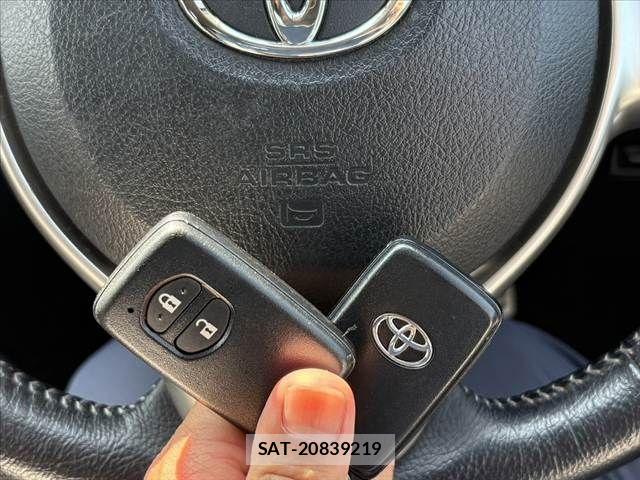 Toyota VITZ 2014-06 8629564-5