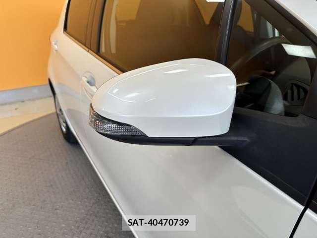 Toyota VITZ 2016-06 8629570-11
