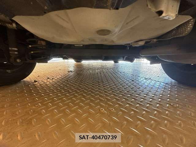 Toyota VITZ 2016-06 8629570-17