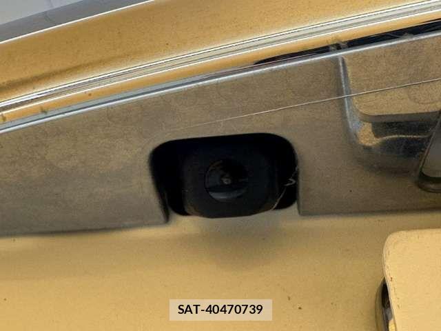 Toyota VITZ 2016-06 8629570-18