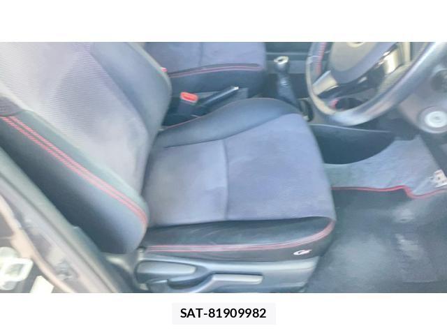 Toyota VITZ 2012-01 8629565-22