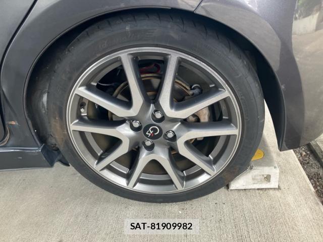 Toyota VITZ 2012-01 8629565-5