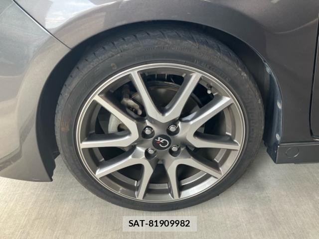 Toyota VITZ 2012-01 8629565-6