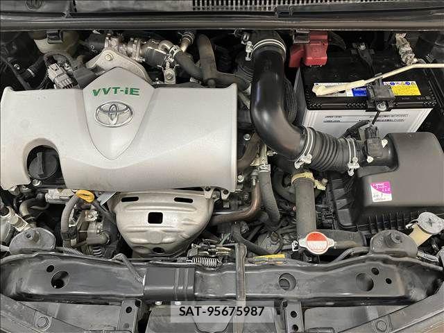 Toyota VITZ 2015-09 8629568-9