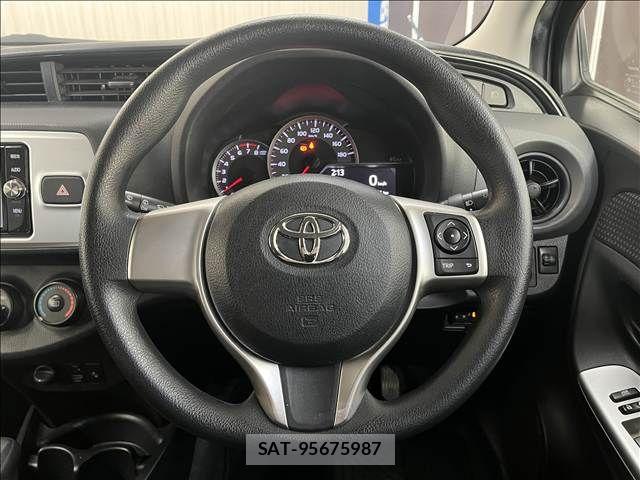 Toyota VITZ 2015-09 8629568-13