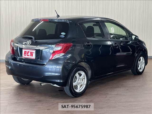 Toyota VITZ 2015-09 8629568-4