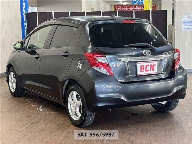 Toyota VITZ 2015-09 8629568-6