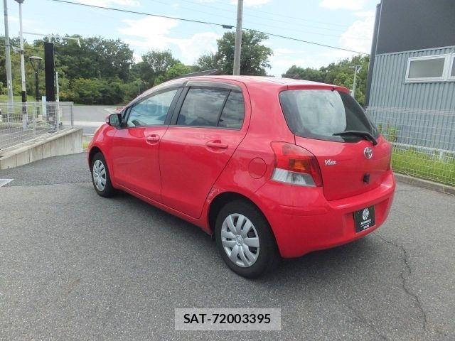 Toyota VITZ 2009-09 8629569-17