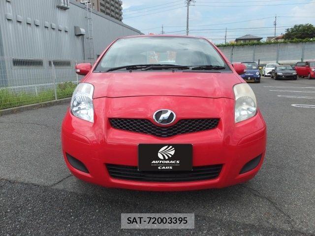 Toyota VITZ 2009-09 8629569-3