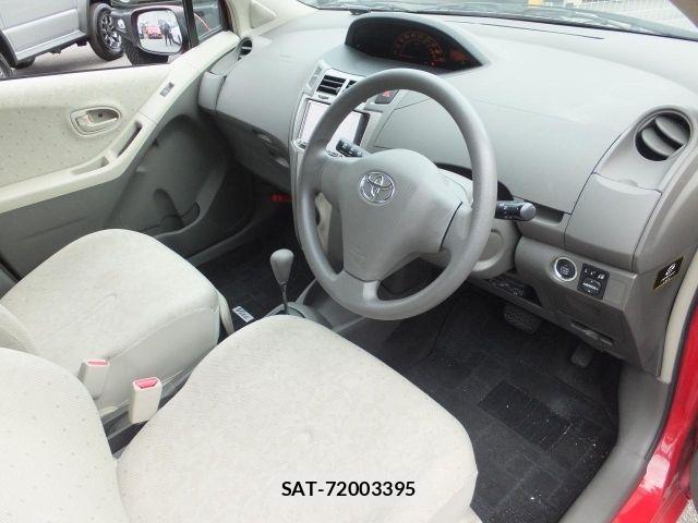 Toyota VITZ 2009-09 8629569-8