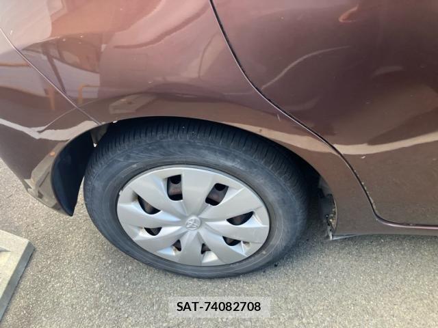 Toyota VITZ 2013-09 8629582-5