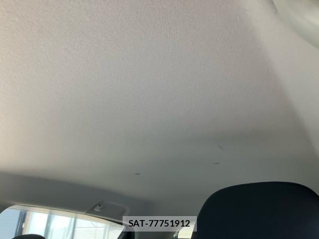 Toyota VITZ 2011-09 8629572-9