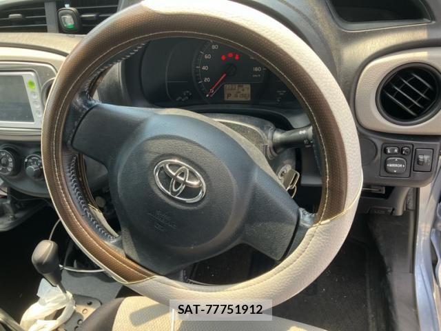 Toyota VITZ 2011-09 8629572-15