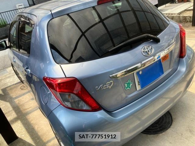 Toyota VITZ 2011-09 8629572-3