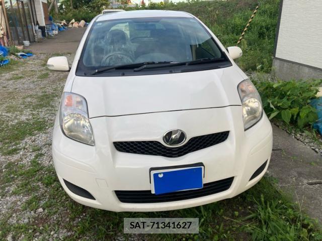 Toyota VITZ 2011-02 8667100-0