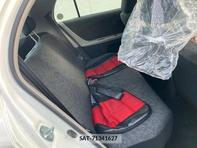 Toyota VITZ 2011-02 8667100-18