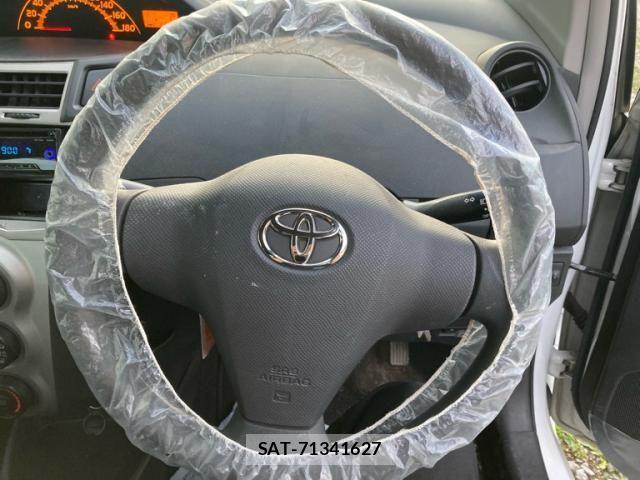 Toyota VITZ 2011-02 8667100-20