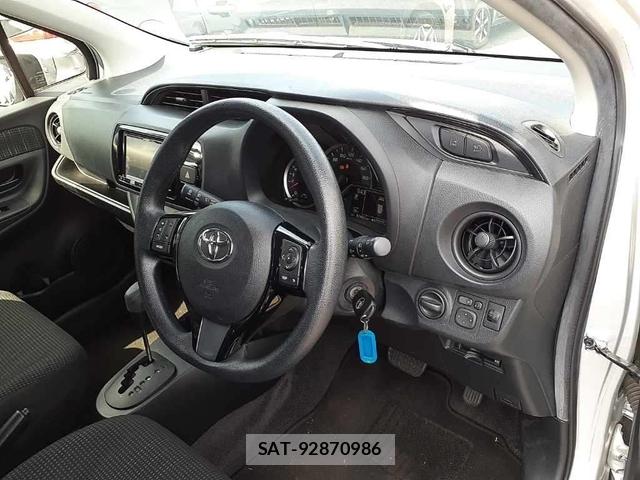 Toyota VITZ 2019-08 8656628-6