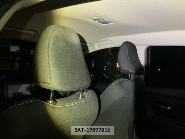 Toyota VITZ 2019-10 8662189-12