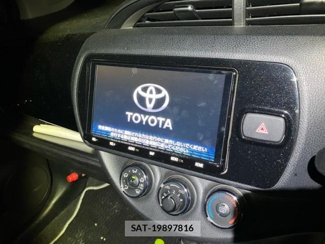 Toyota VITZ 2019-10 8662189-15