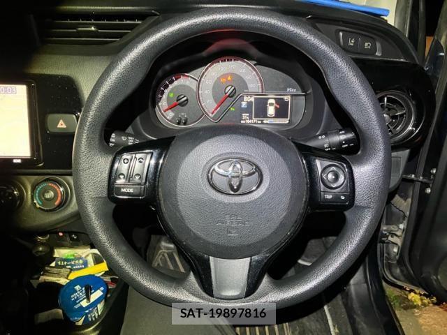 Toyota VITZ 2019-10 8662189-19