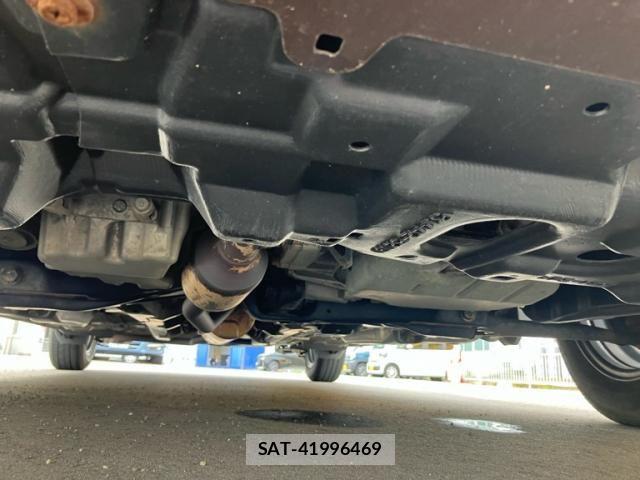 Toyota VITZ 2012-06 8662205-2