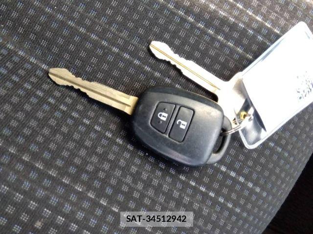 Toyota VITZ 2016-09 8667099-10