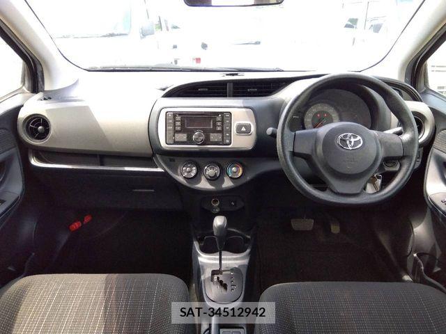 Toyota VITZ 2016-09 8667099-1