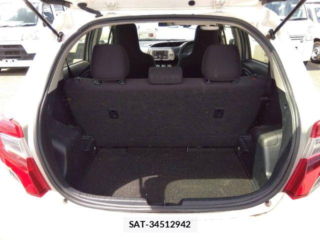 Toyota VITZ 2016-09 8667099-5