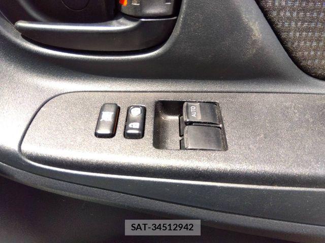 Toyota VITZ 2016-09 8667099-8