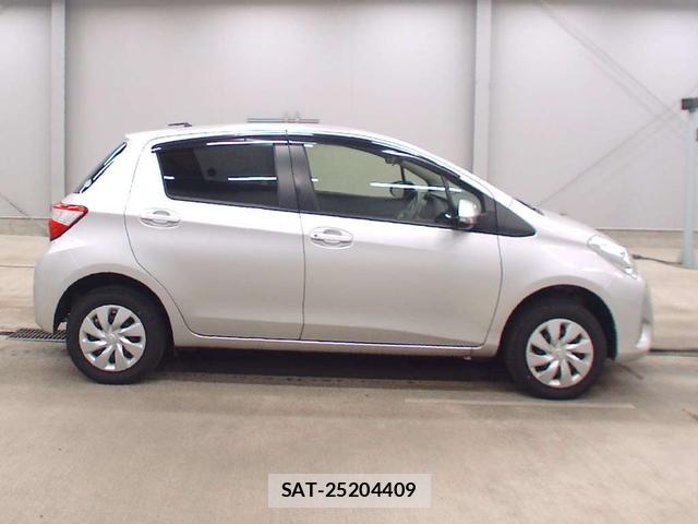 Toyota VITZ 2019-08 8656627-4