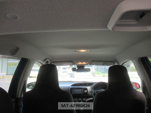 Toyota VITZ 2017-03 8662192-9