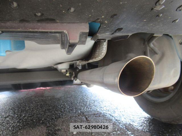 Toyota VITZ 2017-03 8662192-29