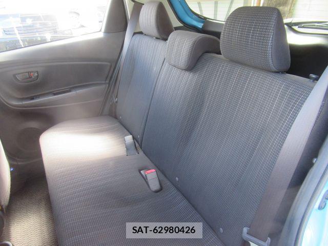 Toyota VITZ 2017-03 8662192-7