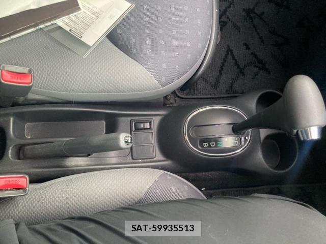 Toyota VITZ 2004-02 8662203-19