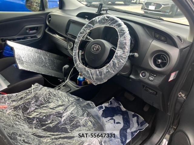 Toyota VITZ 2017-02 8662190-10