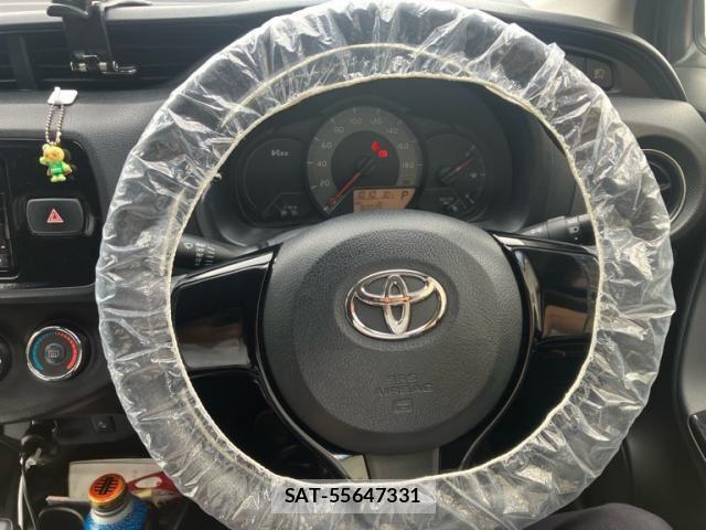 Toyota VITZ 2017-02 8662190-14
