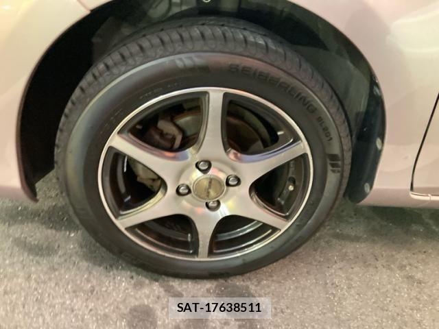 Toyota VITZ 2012-04 8667102-8