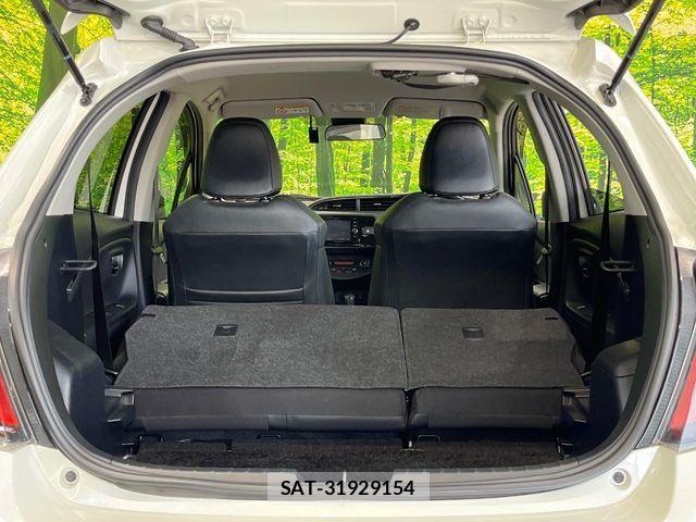 Toyota VITZ 2017-11 8667098-9