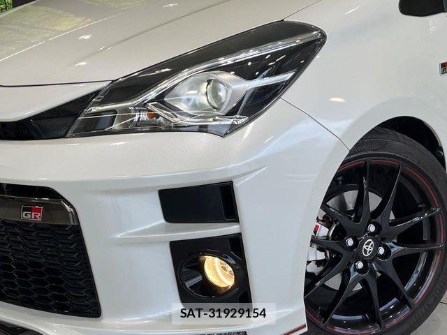 Toyota VITZ 2017-11 8667098-10