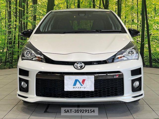 Toyota VITZ 2017-11 8667098-11