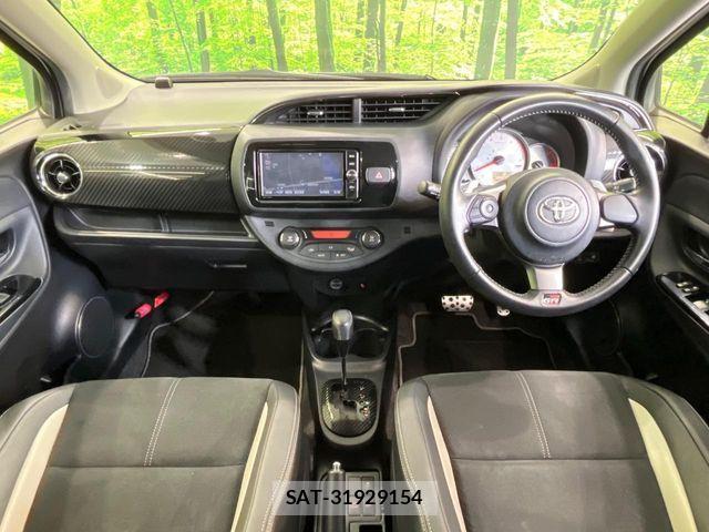 Toyota VITZ 2017-11 8667098-1