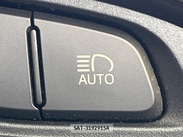 Toyota VITZ 2017-11 8667098-6