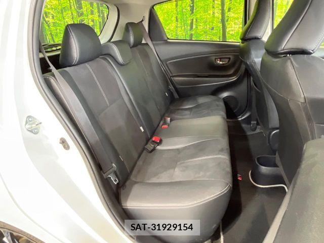 Toyota VITZ 2017-11 8667098-8