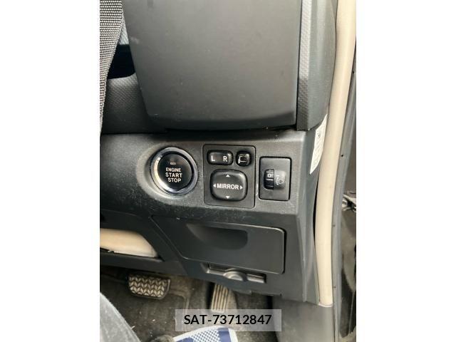 Toyota VITZ 2007-12 8662206-14